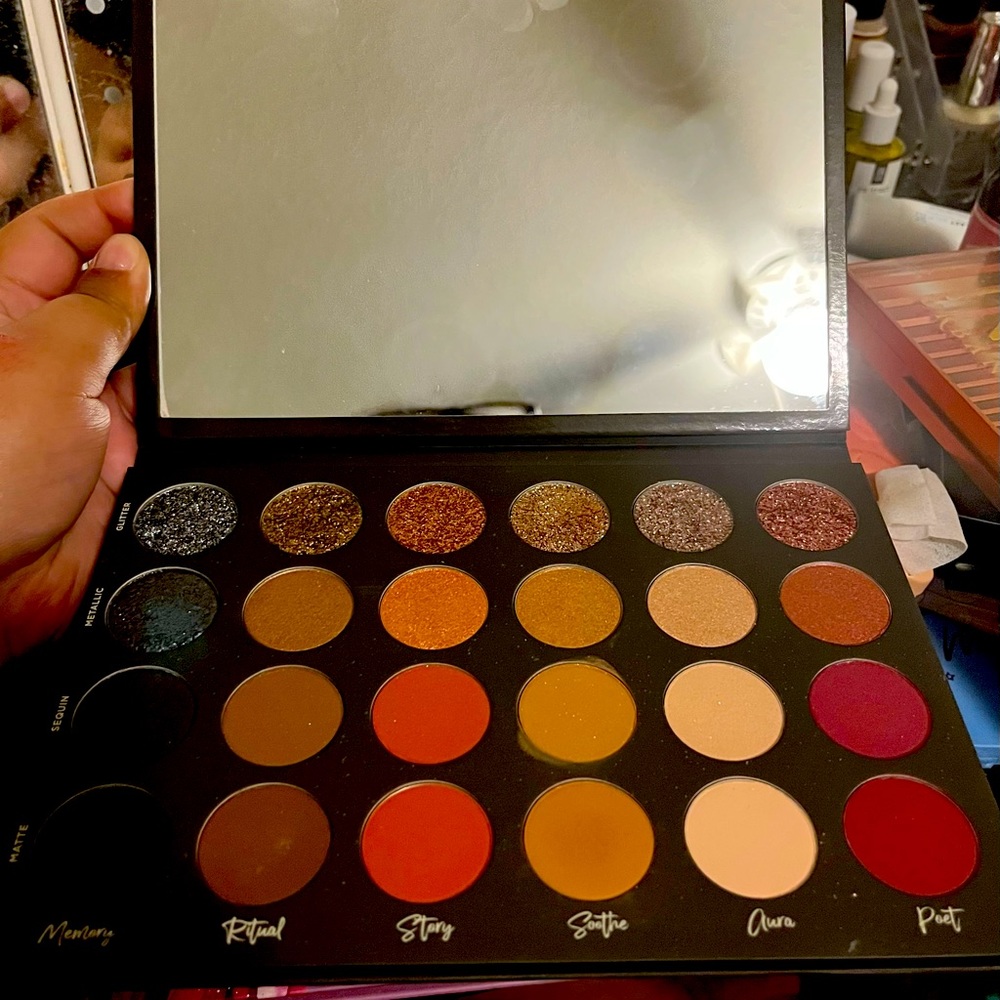 Tati Beauty Volume 1 Eyeshadow Palette